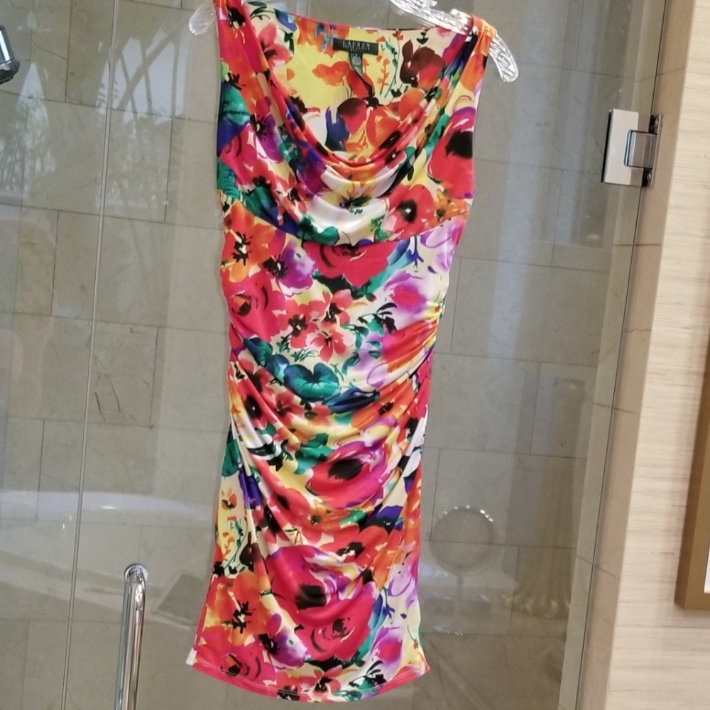 Ralph Lauren floral body con dress size 4